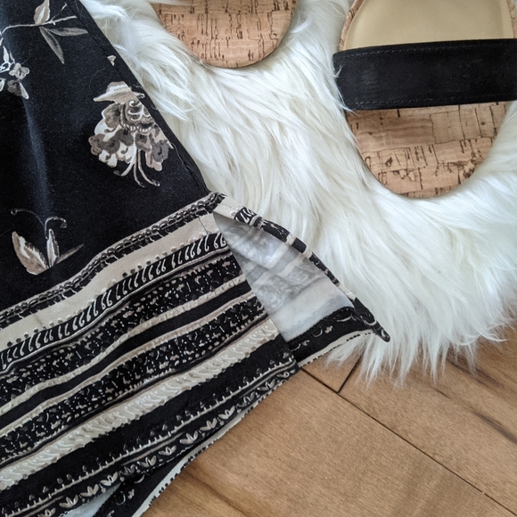 πSusan Graver Weekend - Mock Neck Tunic - Picture 10 of 10